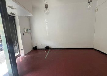 WhatsApp Image 2025-05-30 at 15.36.13(16).jpeg - Locale Commerciale Via delle Panche, Firenze (zona Rifredi) - foto 5