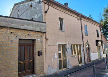 6ee4e3d7-5b11-4c20-8250-363e548fc494.jpg - Terratetto - Terracielo Strada Provinciale Marecchia 15, Novafeltria - foto 3