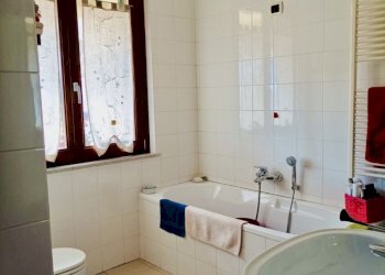 b5dbe7eb-7a09-4a76-9e69-e22bb06643b1.jpg - Casa semi indipendente Vezzano Ligure - foto 11