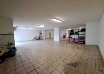 70db357e-fc8f-43cd-bc24-e457bbf7c294.jpg - Locale Commerciale Lanciano - foto 7