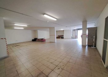 d1119c11-f3ff-4e09-9fb5-b9cac428f963.jpg - Locale Commerciale Lanciano - foto 10