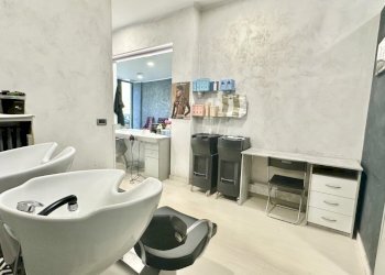 ZONA LAVATESTE - Parrucchieri Uomo - Donna Corso Vercelli 388, Torino - foto 8