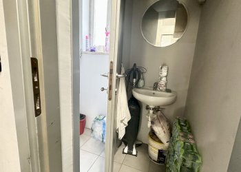 ANTIBAGNO E BAGNO - Parrucchieri Uomo - Donna Corso Vercelli 388, Torino - foto 10