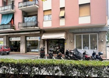 vetrina esterno - Pastry Corso Giuseppe Mazzini 40, Albisola Superiore - photo 3