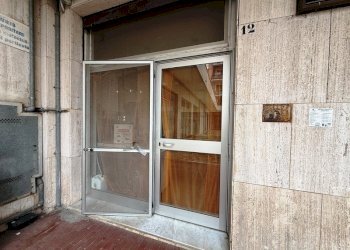 porta sul retro - Pastry Corso Giuseppe Mazzini 40, Albisola Superiore - photo 8