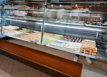 banco dolci pieno - Pastry Corso Giuseppe Mazzini 40, Albisola Superiore - photo 6