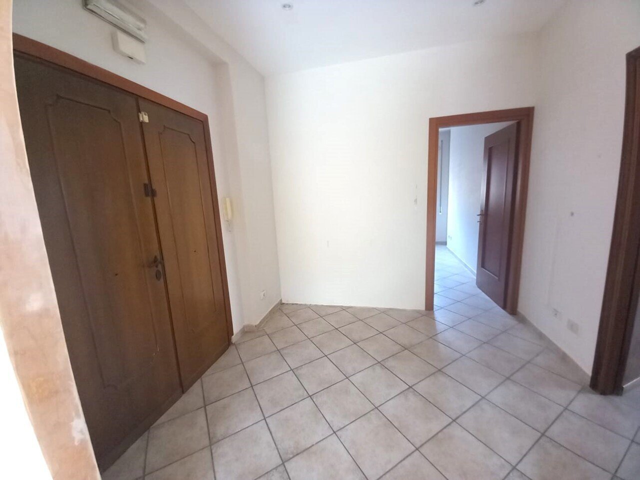 2.jpeg - Three-room apartment Via Giuseppe Garibaldi, Guidonia Montecelio - photo 2
