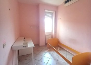 6.jpeg - Three-room apartment Via Giuseppe Garibaldi, Guidonia Montecelio - photo 6