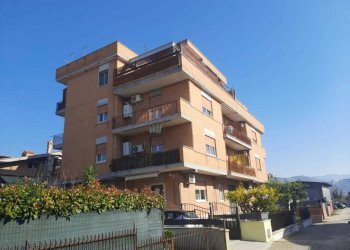 1.jpg - Three-room apartment Via Giuseppe Garibaldi, Guidonia Montecelio - photo 13