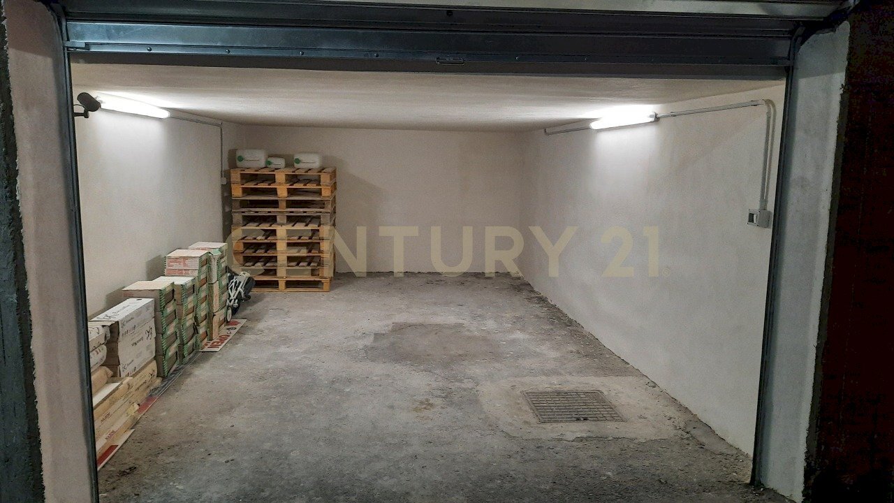 mio garage.jpg - Box Via Francesco Guglielmino 14, Catania - foto 3