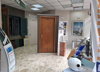 20251016_113245.jpg - Locale Commerciale Torino (zona Vanchiglietta) - foto 28