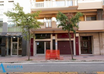 facciata - Commercial Premises Corso Umberto I 79, Taranto - photo 19