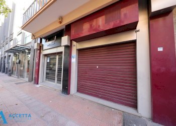 facciata - Commercial Premises Corso Umberto I 79, Taranto - photo 22