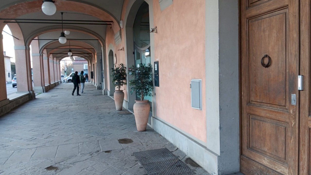 Porticato.JPG - Restaurant Via Emilia Est 157, Castelfranco Emilia - photo 2