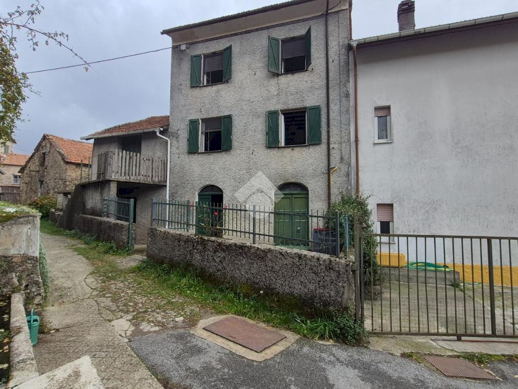 Casa semi indipendente Località montemoro, Montoggio - foto 2