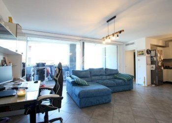 Three-room apartment Via Roma, Garbagnate Milanese - photo 1