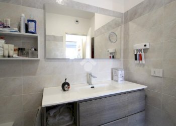 Three-room apartment Via Roma, Garbagnate Milanese - photo 24