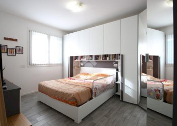 Three-room apartment Via Roma, Garbagnate Milanese - photo 28