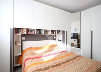 Three-room apartment Via Roma, Garbagnate Milanese - photo 30