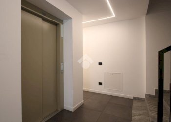 Three-room apartment Via Roma, Garbagnate Milanese - photo 42