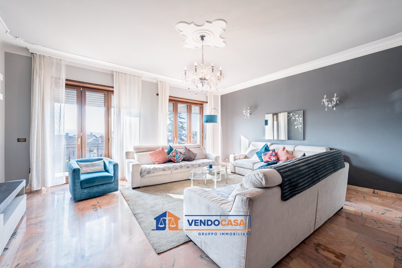 Appartamento Santa Vittoria d'Alba - foto 1