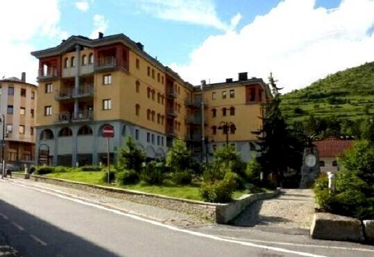 Two-room apartment Piazza Medail, 89, Bardonecchia - photo 1
