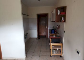 Trilocale Rivarolo Begato Via Respighi 71, Genova (zona Rivarolo) - foto 5