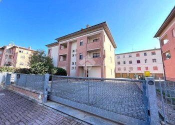 Trilocale Via Genunzio Bentini, Malalbergo - foto 1