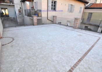 Three-room apartment Cuneo Saluzzo, Cuneo (neighborhood Centro Storico) - photo 1