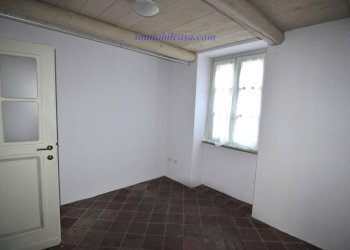 Three-room apartment Cuneo Saluzzo, Cuneo (neighborhood Centro Storico) - photo 11