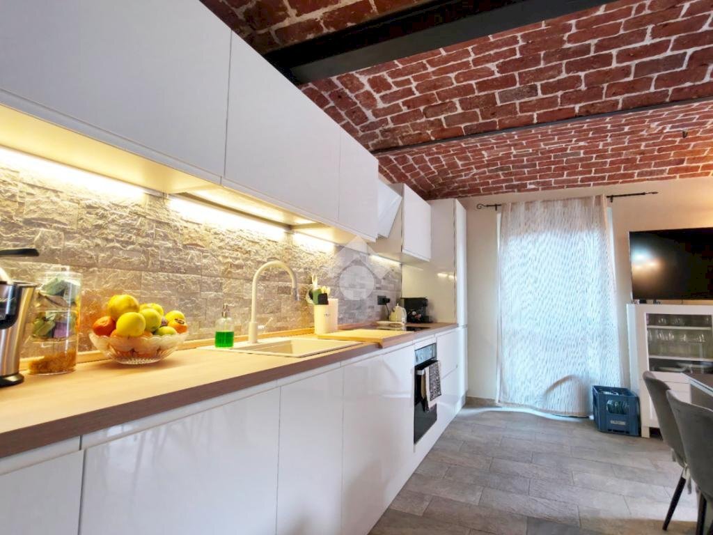 Casa semi indipendente Strada Casale, Castagneto Po - foto 3