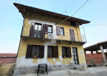 Casa semi indipendente Strada Casale, Castagneto Po - foto 2