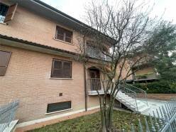 Three-room apartment Modena - photo 3
