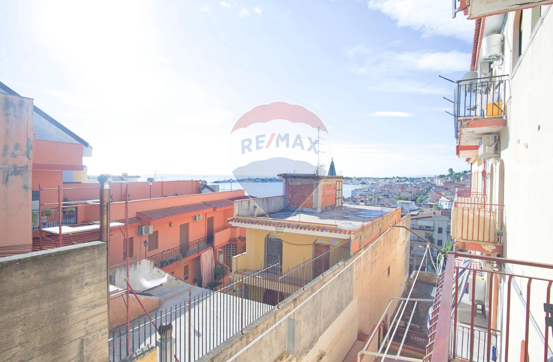 Edificio all\'aperto - Bilocale via mastrociccio
 
34, Giardini-Naxos - foto 2