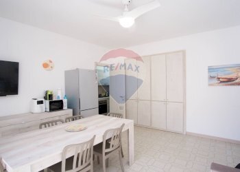 Sala da pranzo - Bilocale via mastrociccio
 
34, Giardini-Naxos - foto 26