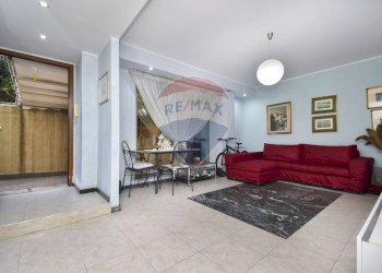 Soggiorno - Casa semi indipendente via Leonardo da Vinci
 
79, Acireale - foto 7