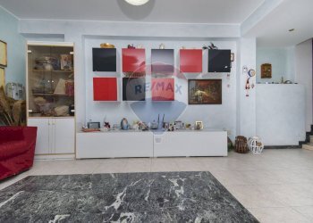 Soggiorno - Casa semi indipendente via Leonardo da Vinci
 
79, Acireale - foto 9