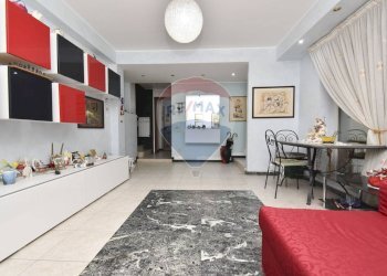 Sala da pranzo - Casa semi indipendente via Leonardo da Vinci
 
79, Acireale - foto 10