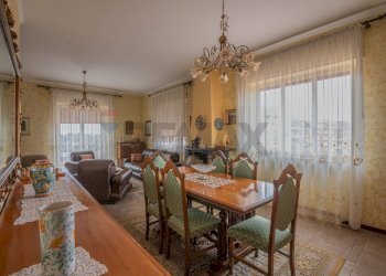 Sala da pranzo - Appartamento Viale Mario Milazzo
 
71/A, Caltagirone - foto 1