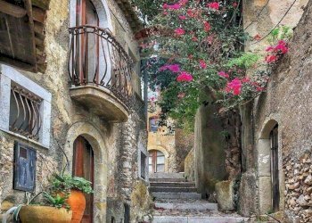 Casa all\'aperto - Casa indipendente Vicolo Quartarello
 
8, Forza d'Agrò - foto 1