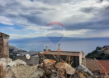 Vista dell\'acqua - Casa indipendente Vicolo Quartarello
 
8, Forza d'Agrò - foto 14