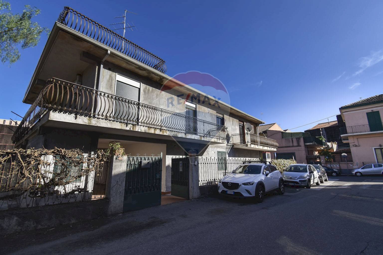 Edificio all\'aperto - Casa semi indipendente Via Lavina
 
92, Aci Sant'Antonio - foto 2