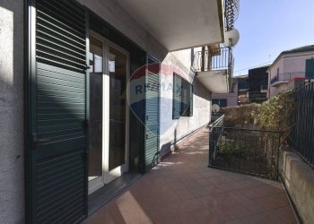 Balcone - Casa semi indipendente Via Lavina
 
92, Aci Sant'Antonio - foto 3