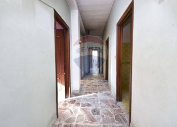 Hall / corridoio - Casa semi indipendente Via Lavina
 
92, Aci Sant'Antonio - foto 50