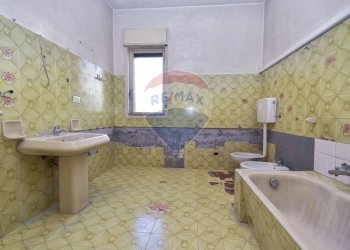 Bagno - Casa semi indipendente Via Lavina
 
92, Aci Sant'Antonio - foto 59