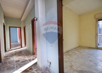 Hall / corridoio - Casa semi indipendente Via Lavina
 
92, Aci Sant'Antonio - foto 73