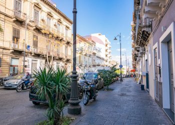 Edificio all\'aperto - Warehouse Via Plebiscito
113, Catania - photo 2
