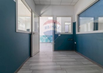 Stanza vuota - Commercial Premises Via Di Vermicino
 
95, Roma - photo 5