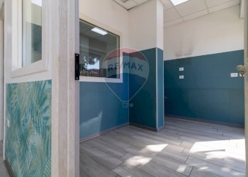 Stanza vuota - Commercial Premises Via Di Vermicino
 
95, Roma - photo 8