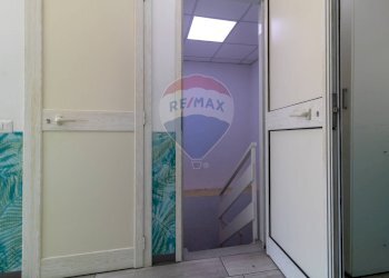 Cucina - Commercial Premises Via Di Vermicino
 
95, Roma - photo 17